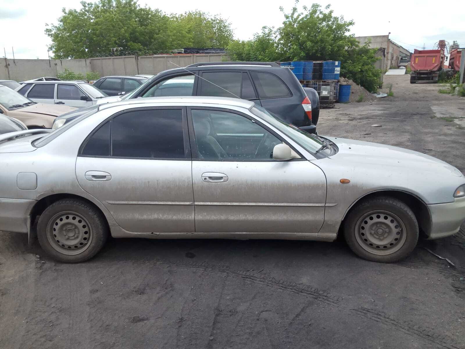 Автомобиль Mitsubishi Galant, 1996 г.в.