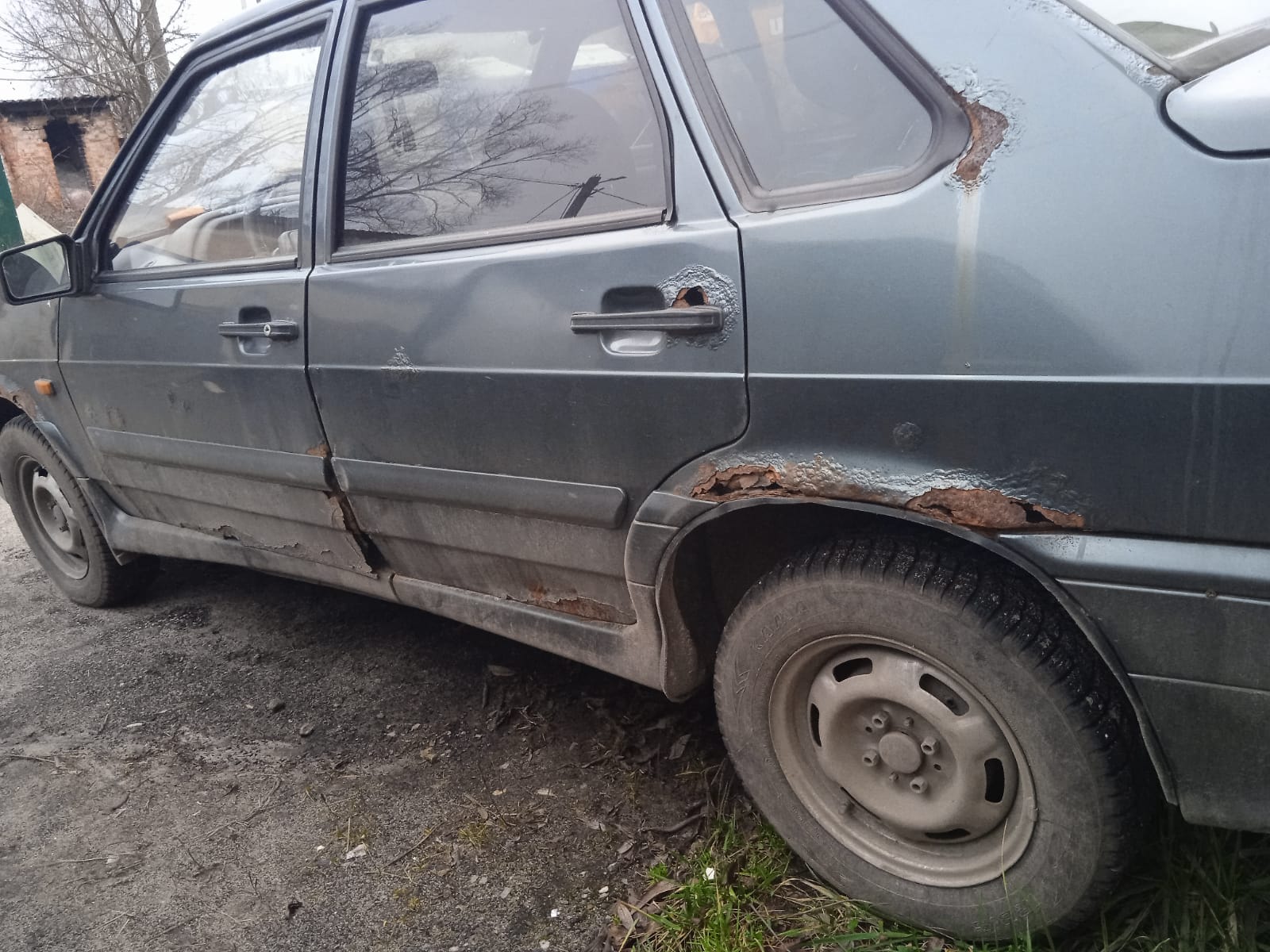 Автомобиль LADA 211540