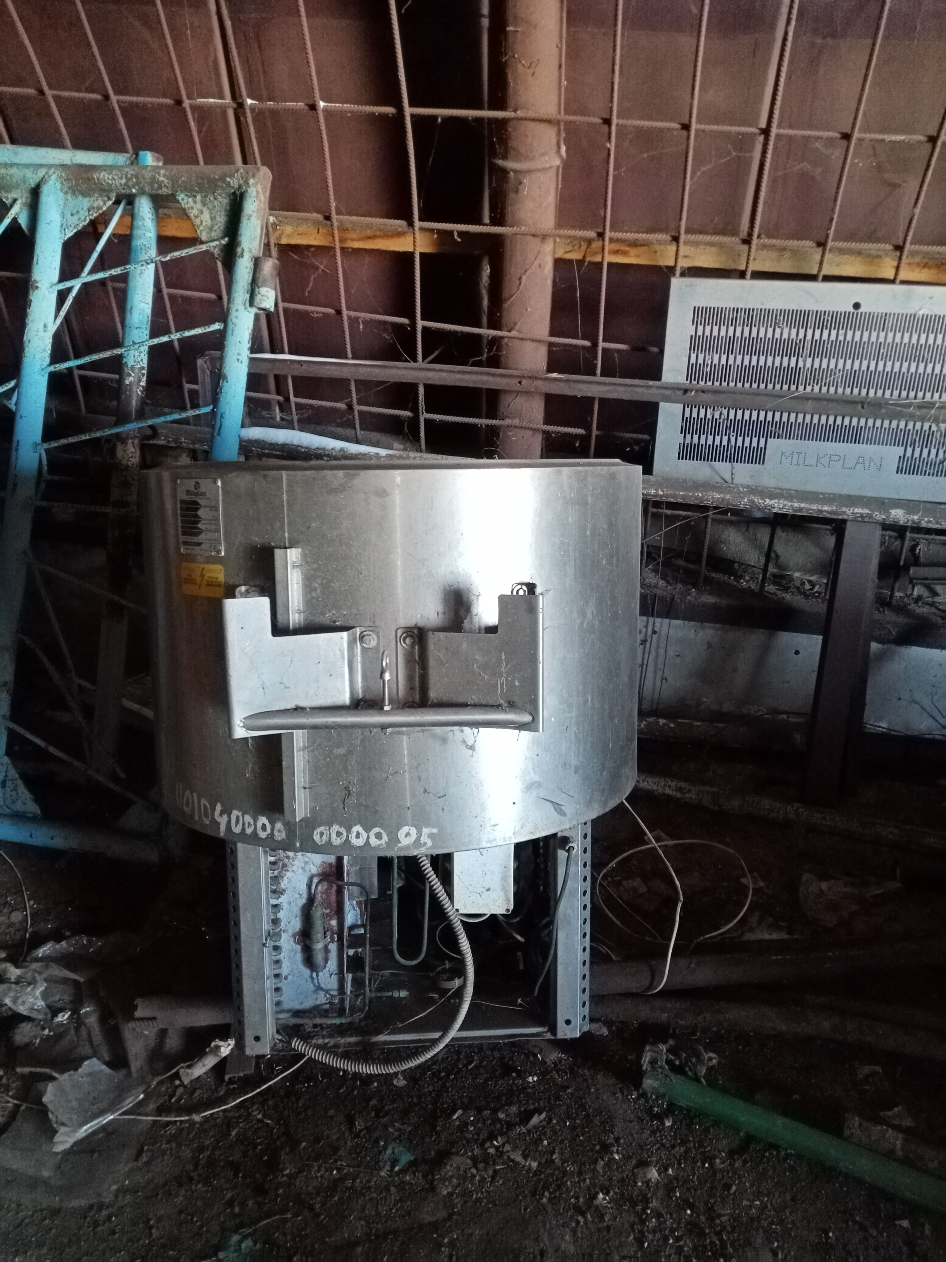 Охладитель молока "Milkplan IC-200" на 200 л. инвентарный номер 110104000000095 заводской номер 203666, 2008 г.в.