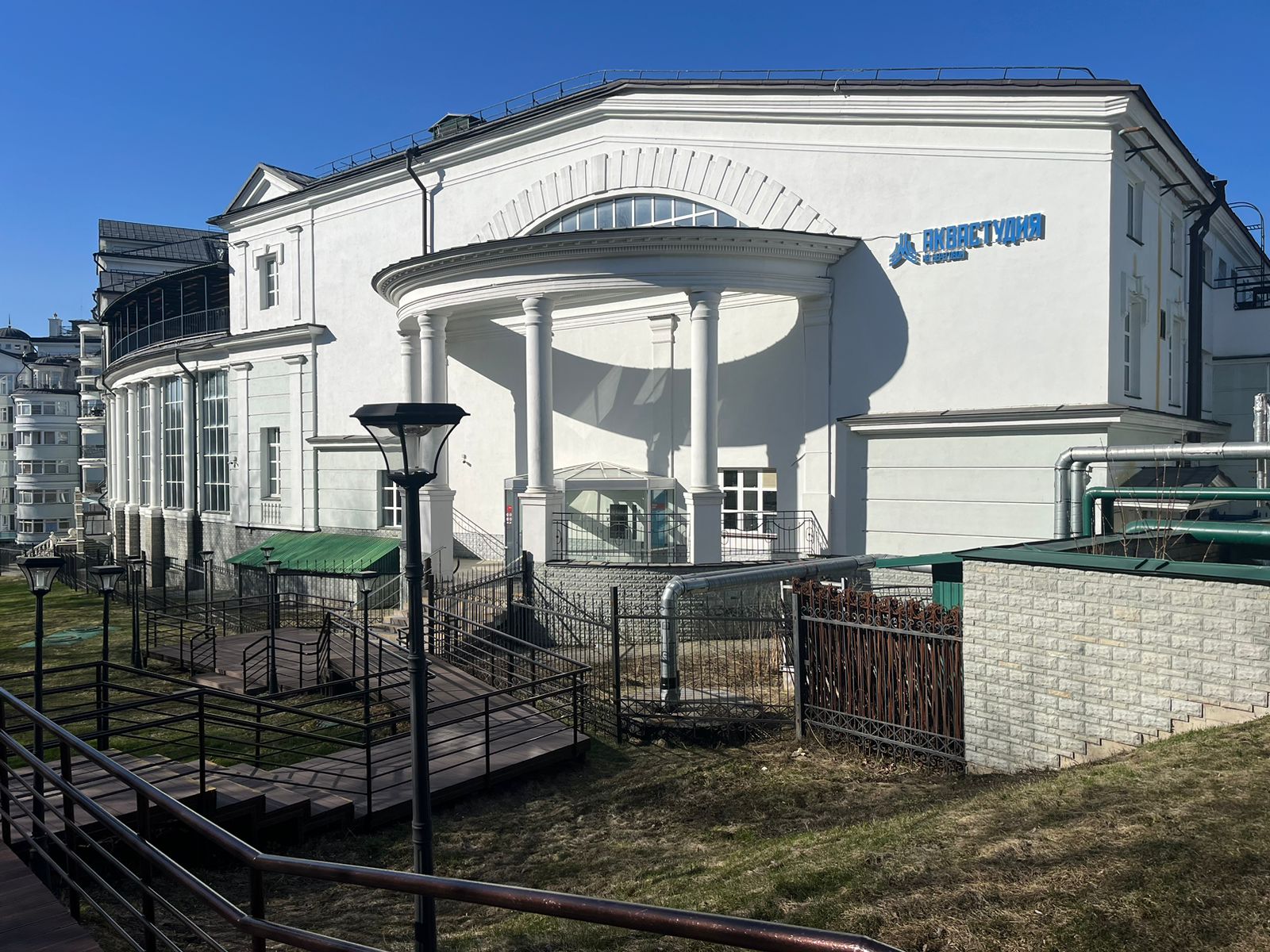 Аукцион на право заключения договора аренды на объект нежилого фонда, находящийся в оперативном управлении ГБУ «МосСпортОбъект» по адресу: Российская Федерация, г. Москва, Покровское-Стрешнево, ул. Береговая, д. 4, корп. 10, пом. 2/Ц, общей площадью 1 969,10 кв. м с кадастровым номером 77:08:0007001:1989