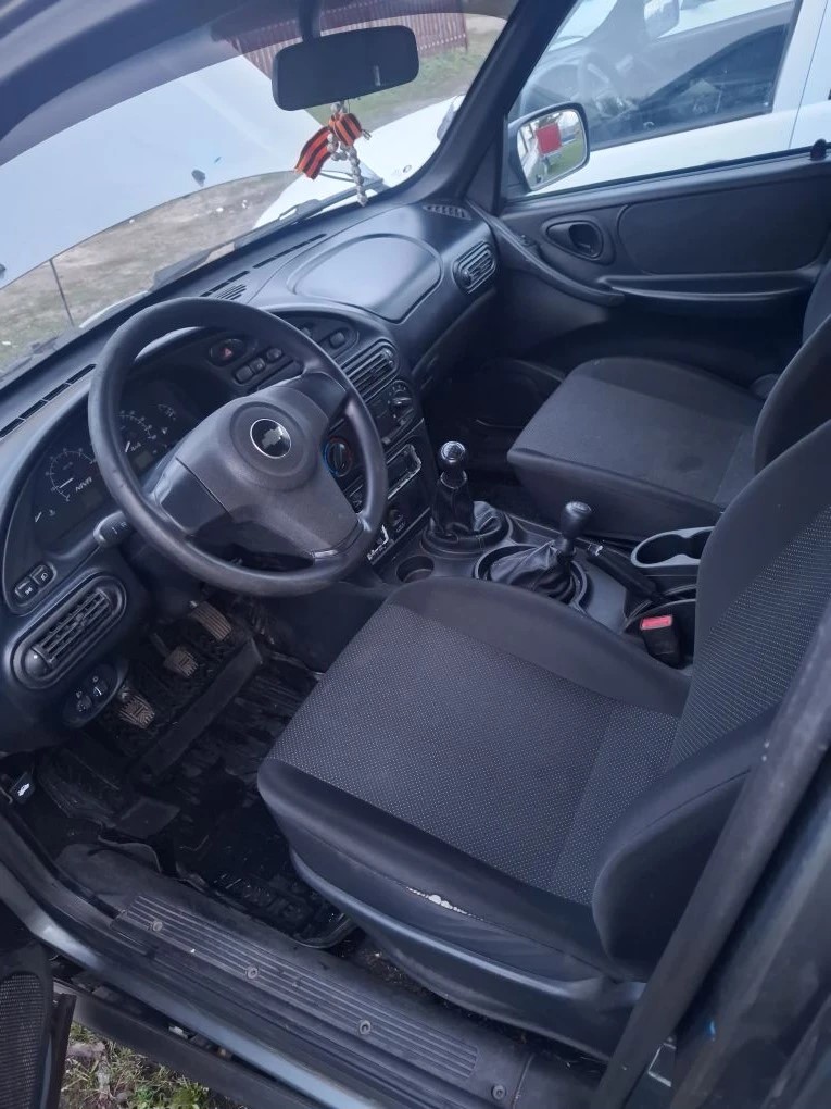 Автомашина CHEVROLET NIVA 212300-55, 2018 года выпуска, двигатель № 2123, 0964623 Кузов № X9L212300K0677402, цвет темно-серый металлик, (VIN) X9L212300K0677402 регистрационный номер А 957 ХС 716 паспорт транспортного средства 63 РА 630901, выдан 04.12.2018 г. ЗАО «Джи Эм - АВТОВАЗ»