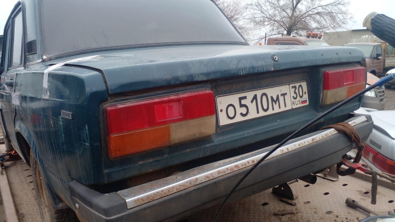 А/м ВАЗ 21074, 2005 г/в, г/н О510МТ30, VIN XTA21074052090850. 1 шт.