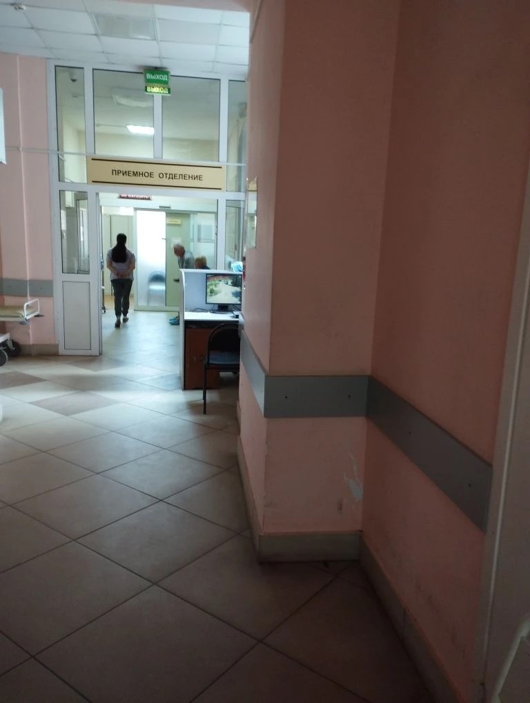 Право заключения договора аренды части нежилого помещения первого этажа с номером на поэтажном плане 75, площадью 2,00 кв.м из общей площади 43,4 кв.м, расположенного по адресу: г. Ярославль, ул. Семашко, д. 7, для использования в целях размещения вендингового (кофейного) аппарата