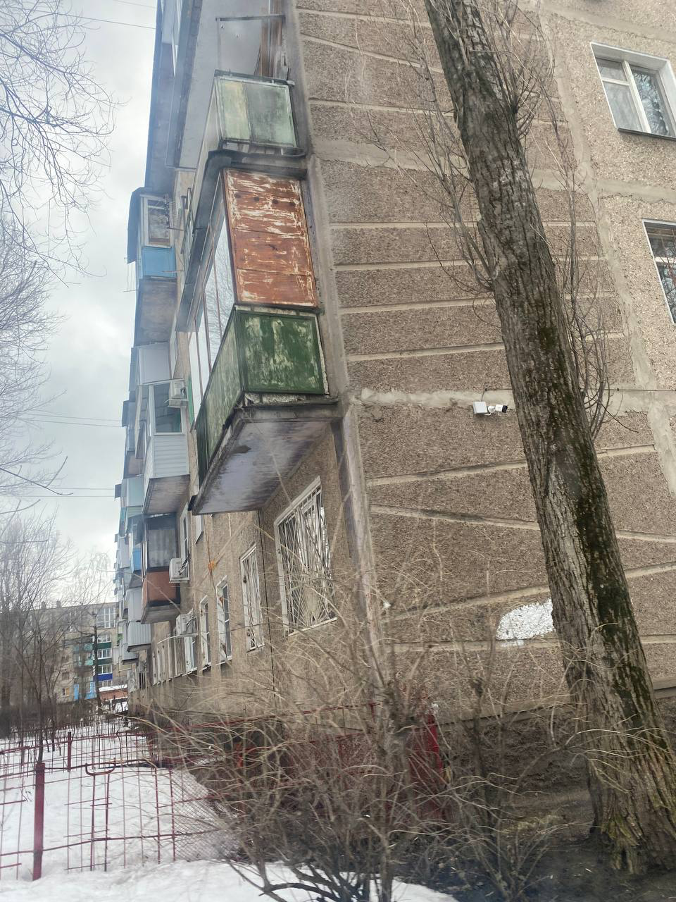 Лот № 2. Квартира площадью 30,1 кв. м, кадастровый номер 36:34:0507022:2081, расположенная по адресу: г. Воронеж, ул. Героев Сибиряков, д. 89, кв. 53 – принадлежащая Минаковой И.Ю.