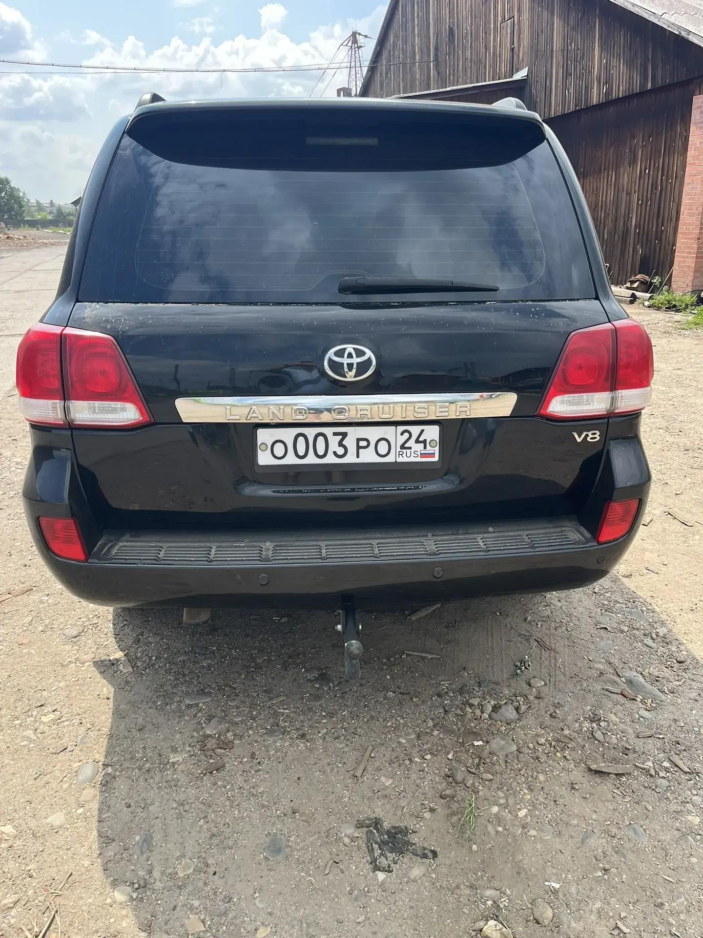 (повторные торги) Легковой автомобиль TOYOTA LAND CRUISER200, 2008 г.в., г/н О003РО24, VIN JTMHT05J705024035, № кузова JTMHT05J705024035, цвет черный. В рабочем состоянии, в наличии СТС, ключ. Должник ООО «Лес-Экс». Обременения: Залог сохраняется, запреты судебного пристава исполнителя на рег. действия. Начальная цена продажи 2148885,00 руб. Задаток 323000,00 руб. (пор. 1524)