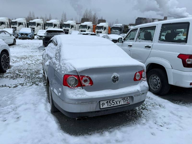 Легковой автомобиль Volkswagen Passat, 2008 г.в., г/н: Р155ХУ150, VIN: XW8ZZZ3CZ9G001752, цвет серебристый (арест)