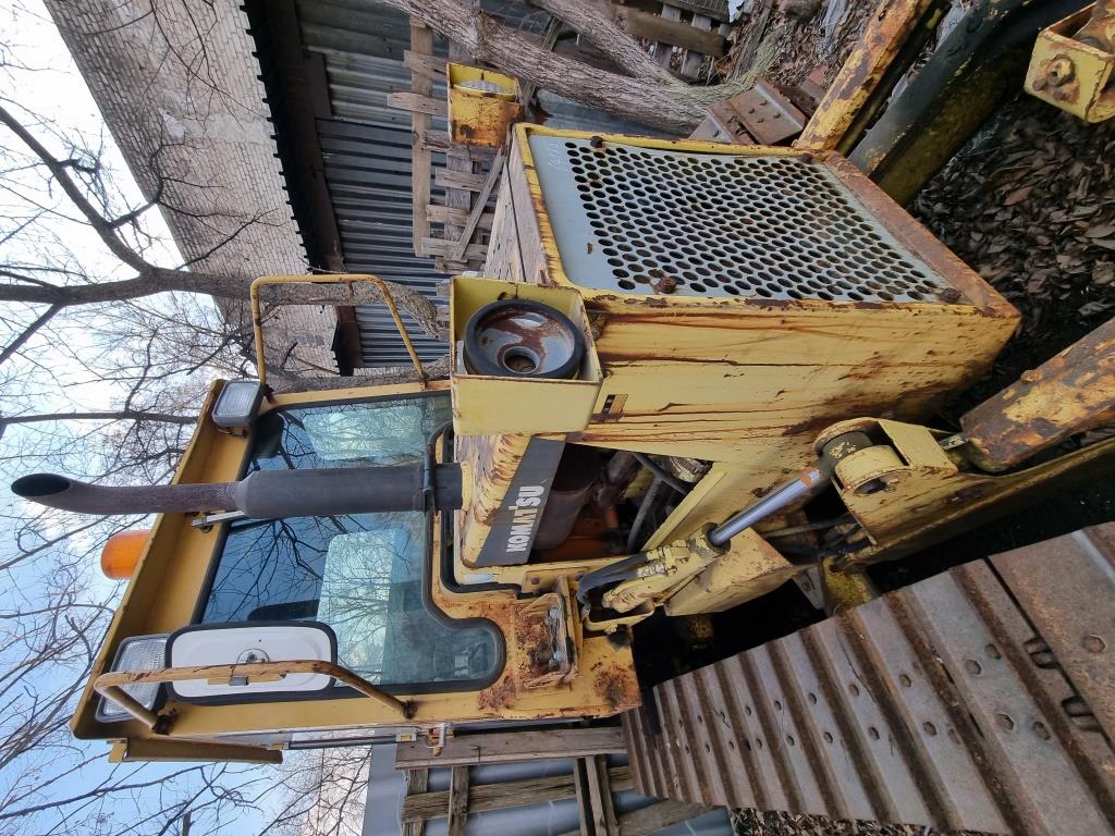 Право заключения договора купли-продажи движимого имущества: бульдозер KOMATSU LTD (модель D20P) с инвентарным номером 21012500002777, номер двигателя 4D95S50683, номер шасси (рамы) D206-64178, год выпуска 1992, местоположение: Приморский край, г. Артём, п. Заводской, ул. Стрельникова, д. 68а