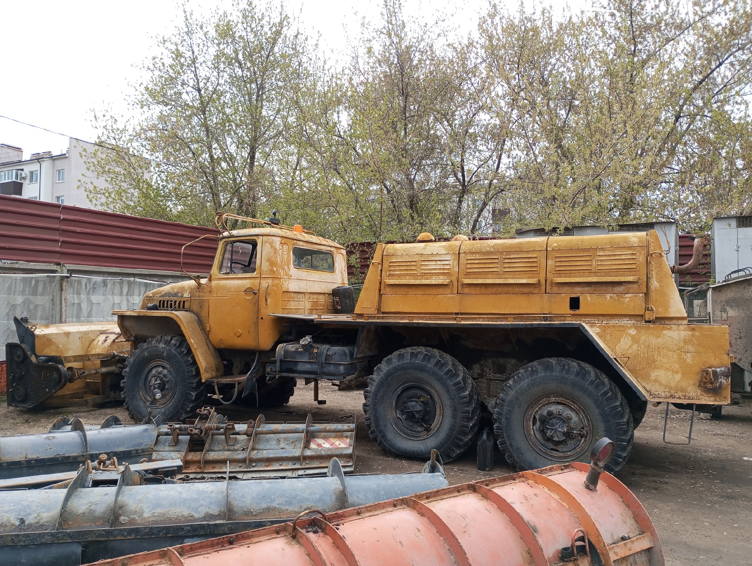 Продажа автомобиля Снегоочиститель УРАЛ-43203-10