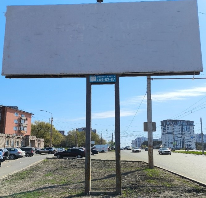 Рекламная конструкция-щит (билборд) двухопорный двусторонний (номенклатурный №: 151392) с размерами информационного поля: 6х3 м.