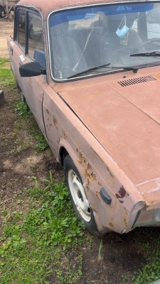 Автомобиль ВАЗ 21074, без г/н, г.в не установлен. Автомобиль ВАЗ 21099, без г/н, 1999 г.в., VIN XTA210990X2504280, цвет зеленый комплектность и состояние не проверялась данное имущество обращено в доход государства, находится в Богучанском районе (Документы и ключи отсутствуют Повторная реализация