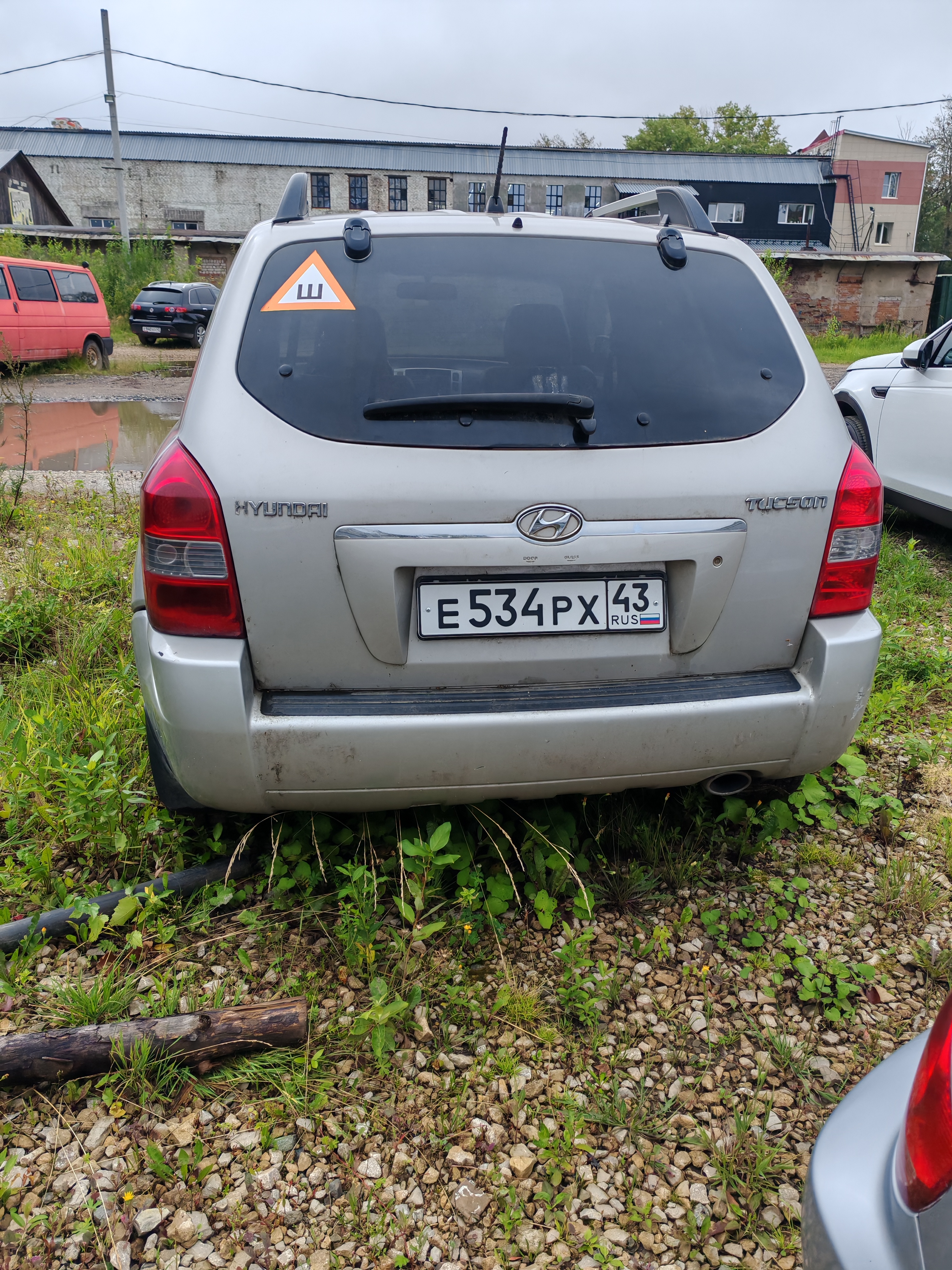Автомобиль HYUNDAI TUCSON 2.0 GLS АТ