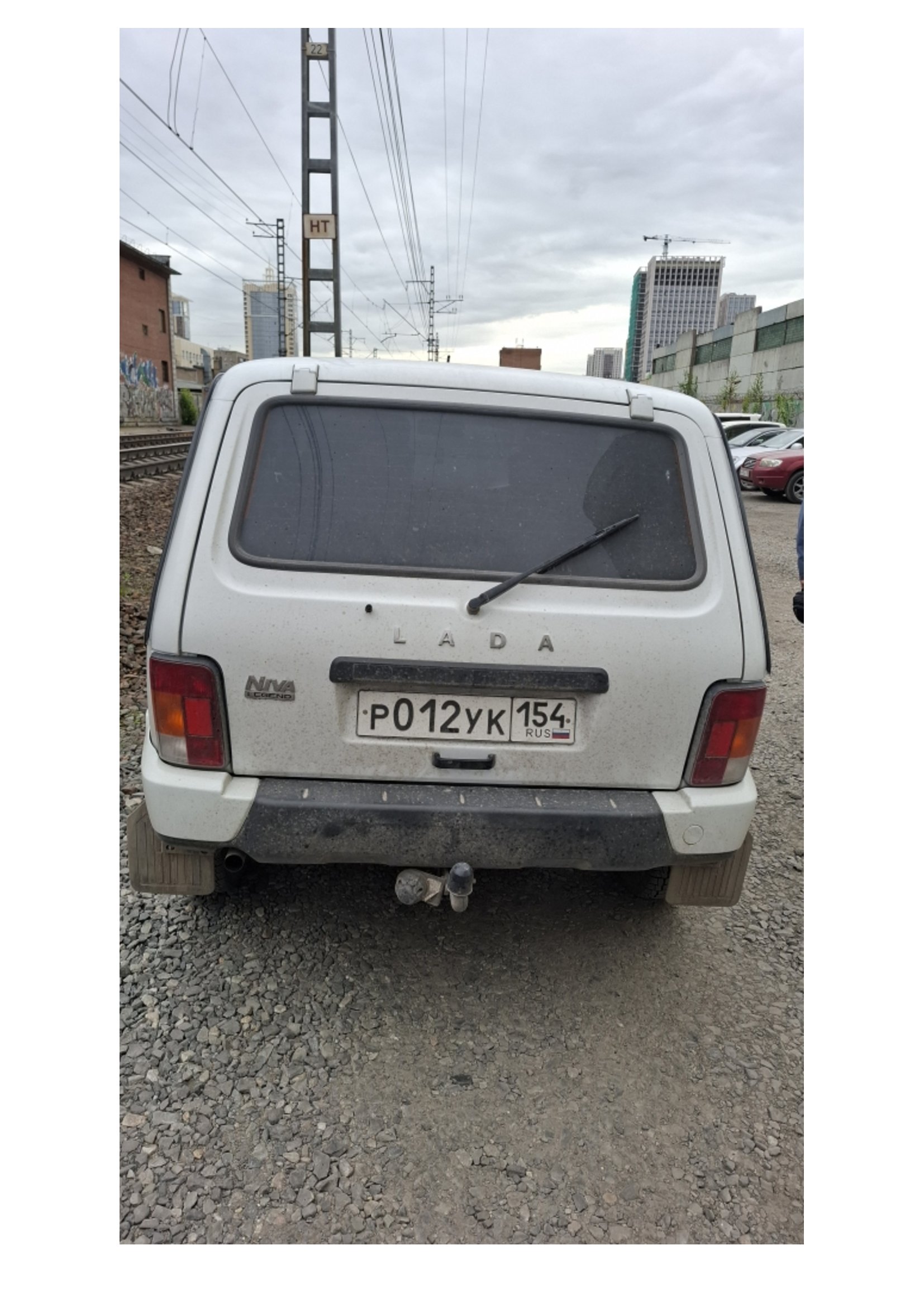 Легковой автомобиль LADA 4X4 212140, 2023 г.в., г/н Р012УК154, цвет белый, VIN: XTA212140R2490751, номер двигателя 212141269606, цвет белый (арест)