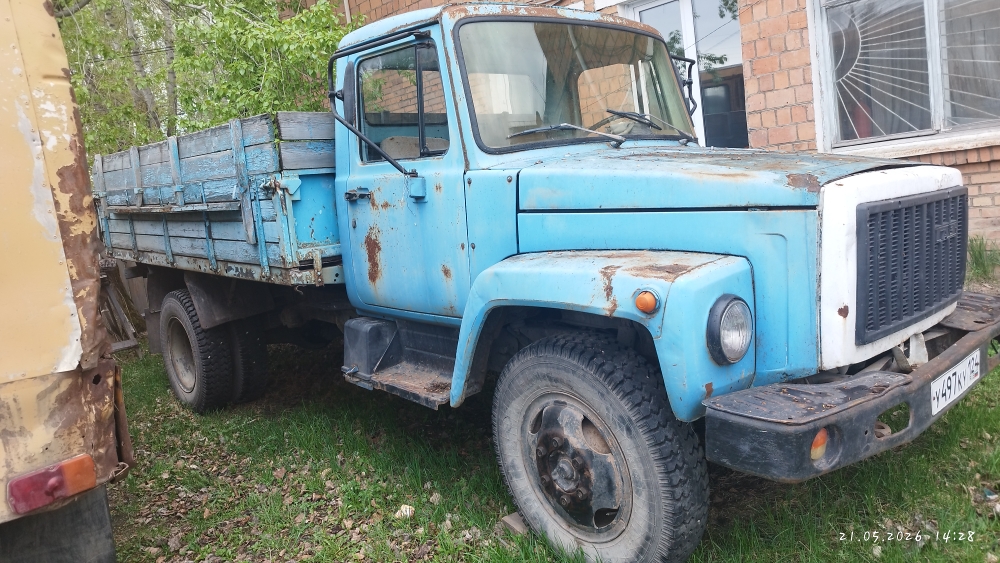 Автомобиль ГАЗ - 3307, год изготовления 1992, VIN XTH330700N1462080, ГРУЗОВОЙ БОРТОВОЙ, КАТЕГОРИЯ С, модель номер двигателя 53.246323, шасси XTH330700N1462080, номер кузова (кабины, прицепа) отсутствует, цвет голубой, мощность двигателя 115 84.5, бензиновый, регистрационный номер У 497 КУ 124