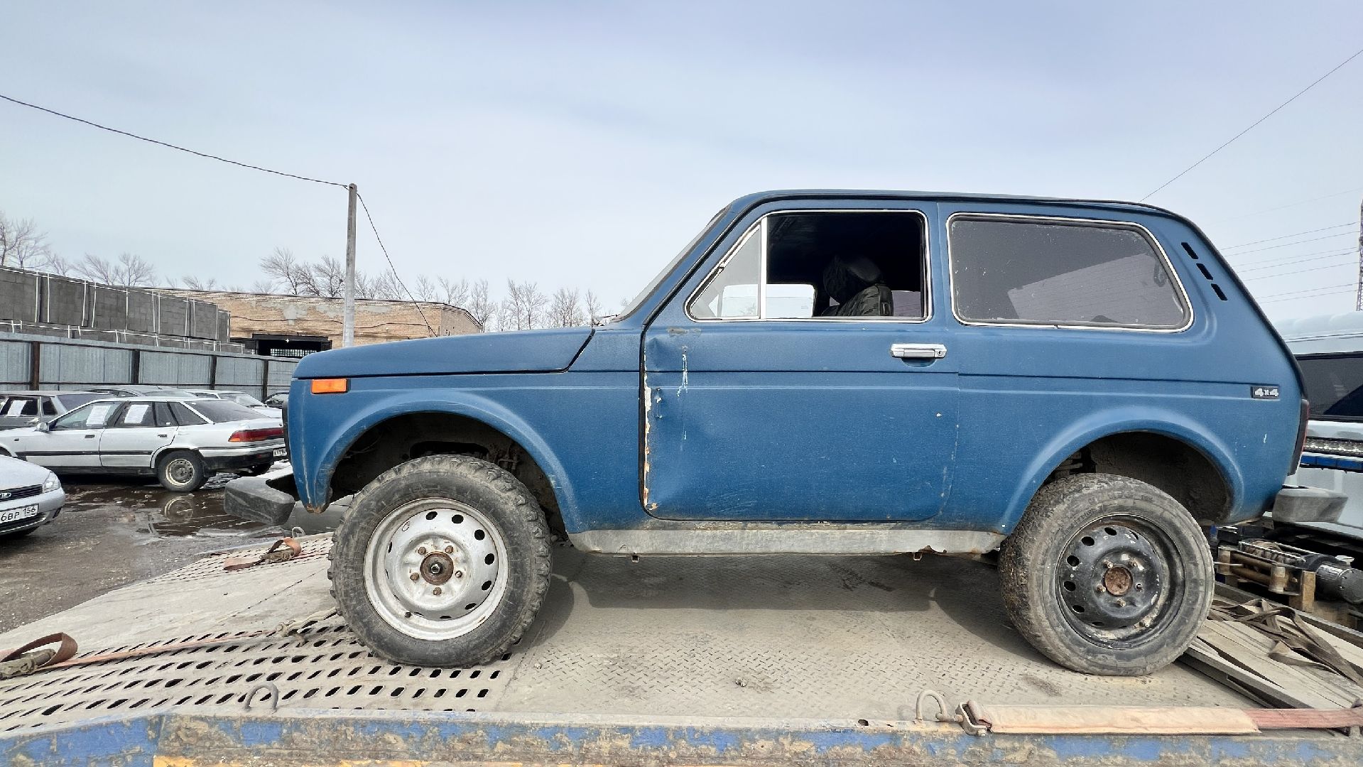 Автомобиль ВАЗ 21213, 2000 г/в, г/н Е 463 РА 156, VIN XTA21213011543540