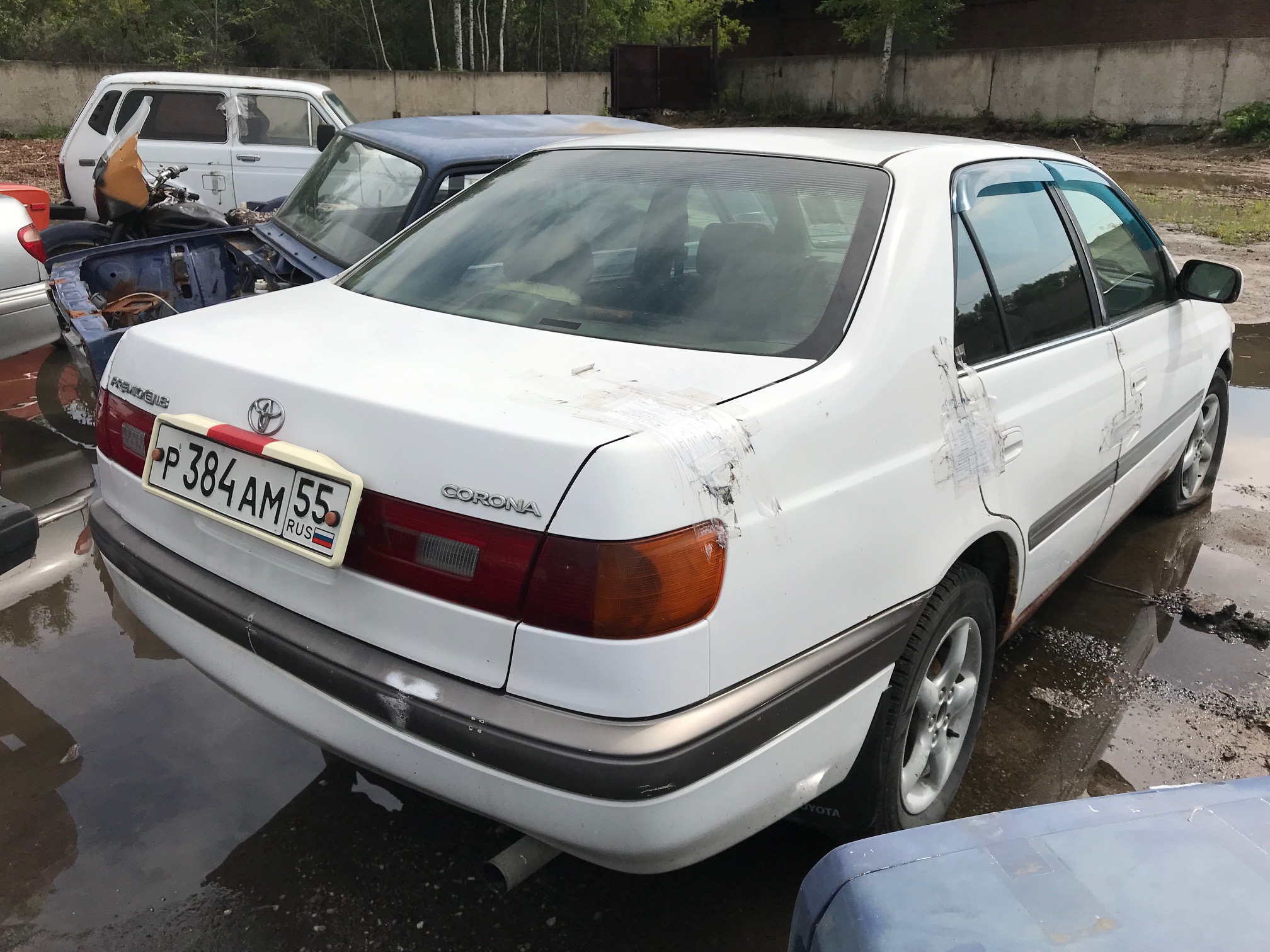 Автомобиль LIFAN 214813, 2011 г.в., VIN: X9W214813B0011237 (ключ в наличии, ПТС в наличии, СТС отсутствует); Тойота Корона Премио", 1997 г.в., кузов АТ2110005128 (ключи, документы отсутствуют); УАЗ 3151210, 1997 г.в., (VIN) XTT315120V0024254 (ключи, документы отсутствуют); Лада 111730, 2011 г.в., VIN XTA111730B0147280 (ключи в наличии, документы отсутствуют)