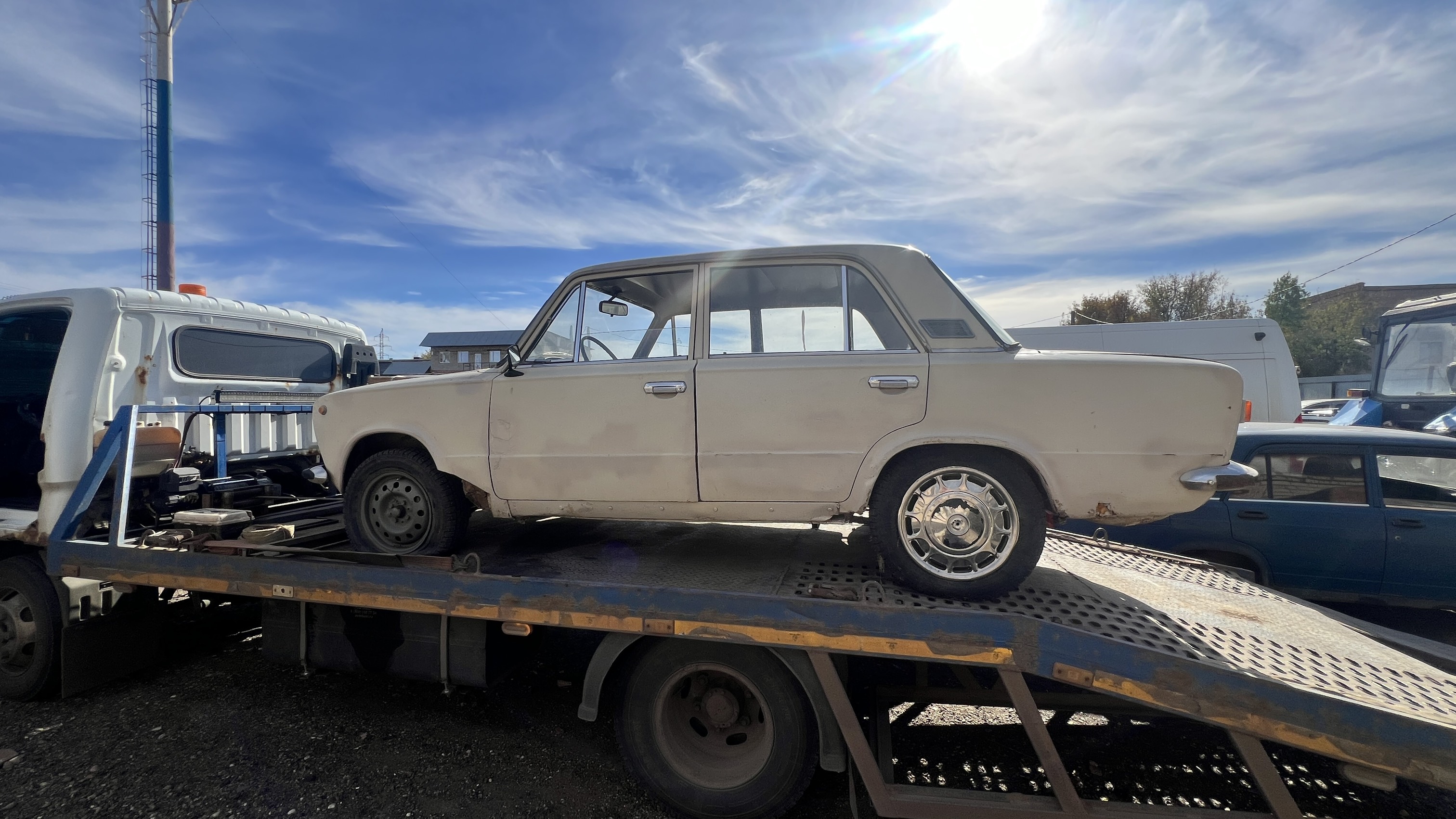 Автомобиль марки ВАЗ 21013, 1984 г/в, без г/н, VIN XTA210130E4484408