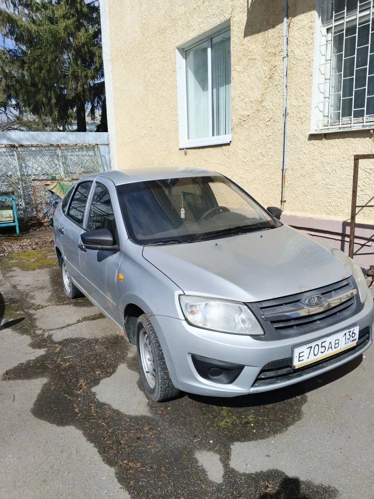 Автомобиль LADA GRANTA 219110