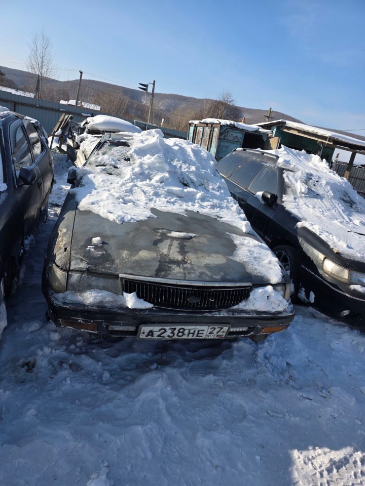 Автомобиль марки "Toyota Corona" г/н А238НЕ27,по карточке ТС 1990 г.в.,№ двигателя 4004876, № кузова АТ1700031947, цвет серый