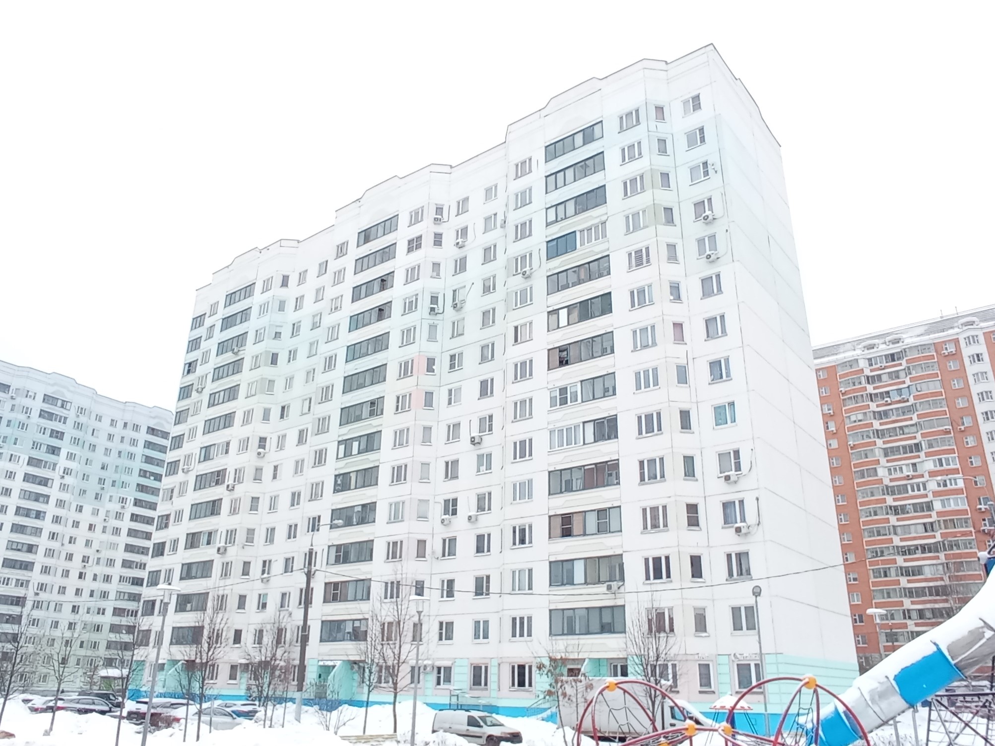 Продажа имущества, находящегося в собственности города Москвы: жилое помещение по адресу: г. Москва, ул. Маршала Савицкого, д. 26, корп. 1, кв. 8, общей площадью 60,1 кв. м. (Этаж № 3), кадастровый номер: 77:06:0012020:10645