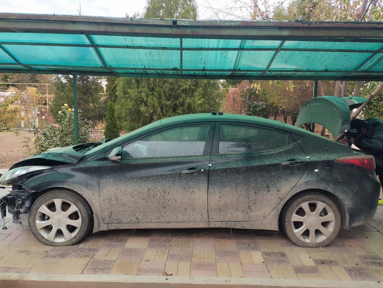 А/м Hyundai Elantra, г/н А461КР30, 2012 г/в, VIN KMHDH41EBDU609396. 1 шт