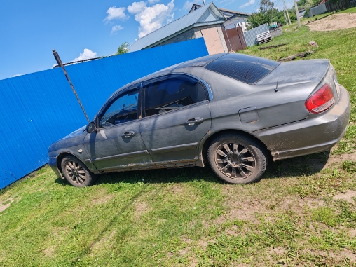 АМТС HYUNDAI Sonata New 2.0 GLS, 2002 г.в., г/н М982НТ21, VIN KMHEN41BPЗА773733, цвет темно-серый