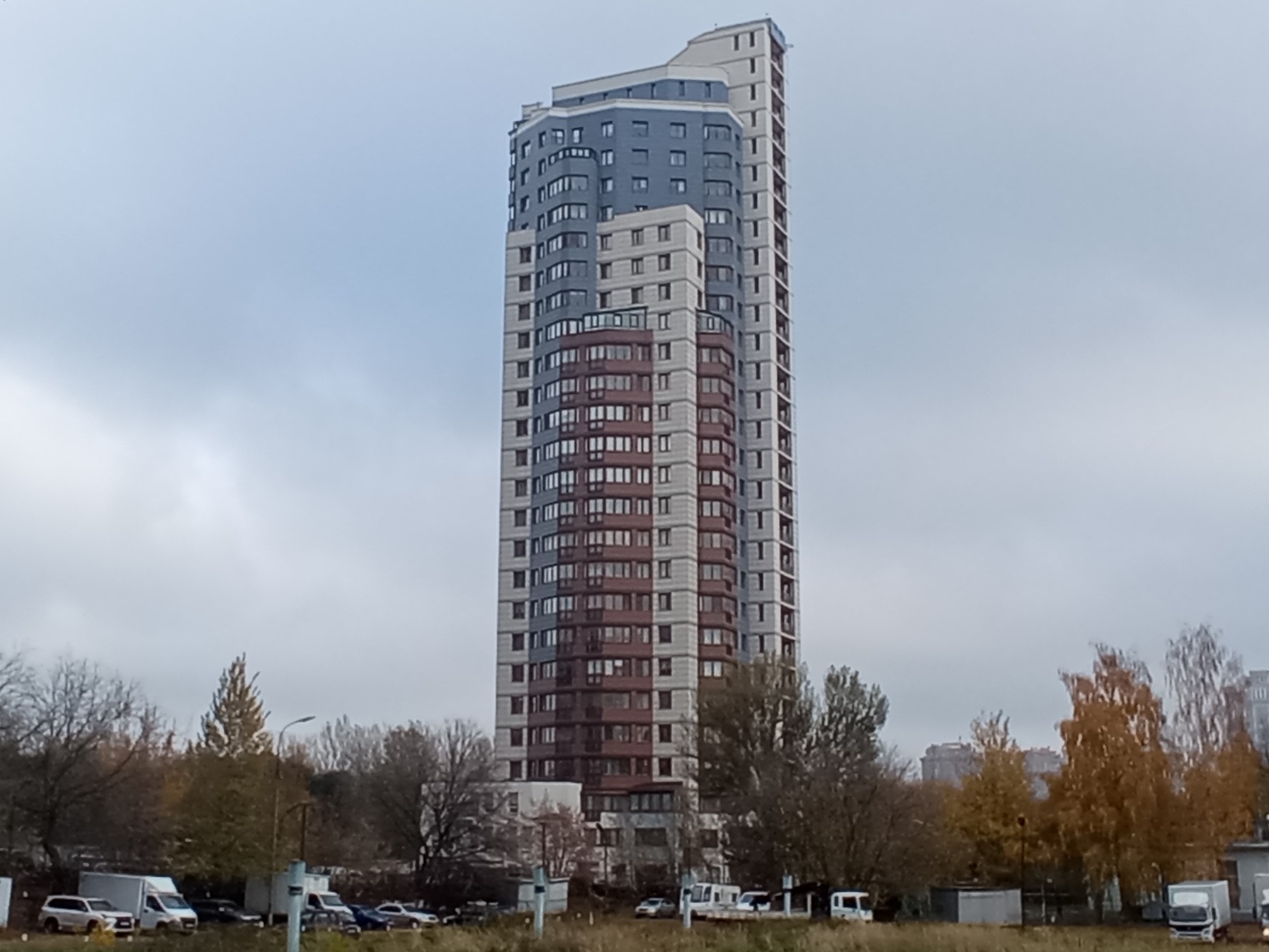 Продажа имущества, находящегося в собственности города Москвы, нежилое помещение по адресу: г. Москва, ул. Исаковского, д. 39, общей площадью 193,1 кв. м (Этаж № 1), кадастровый номер: 77:08:0008001:4299.