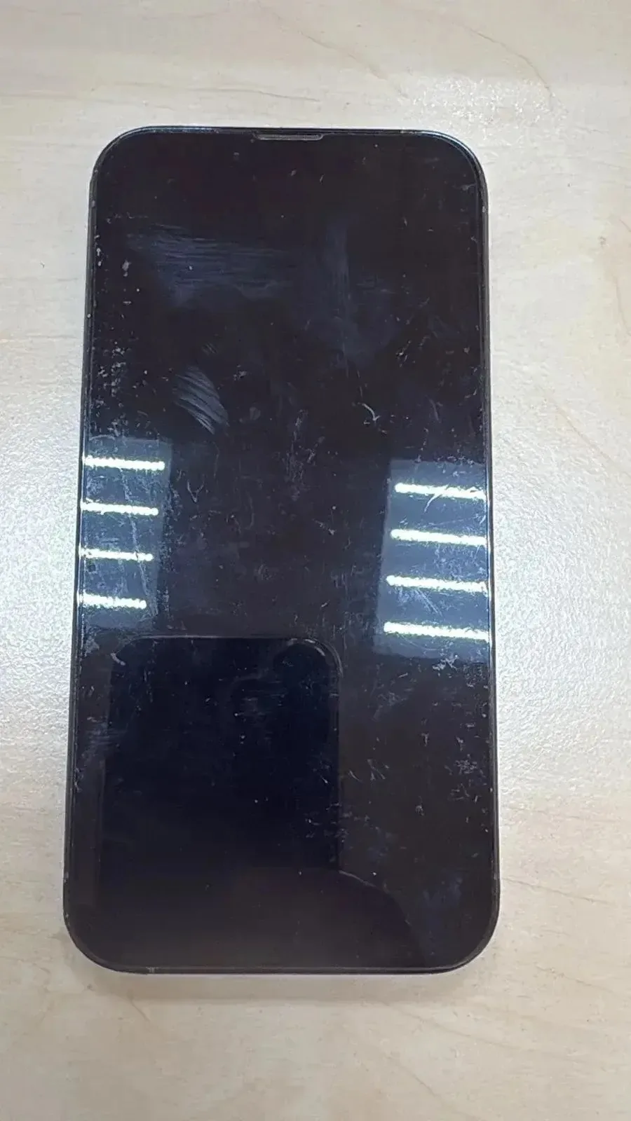 Мобильный телефон марки IPhone 13 Pro. 1 шт