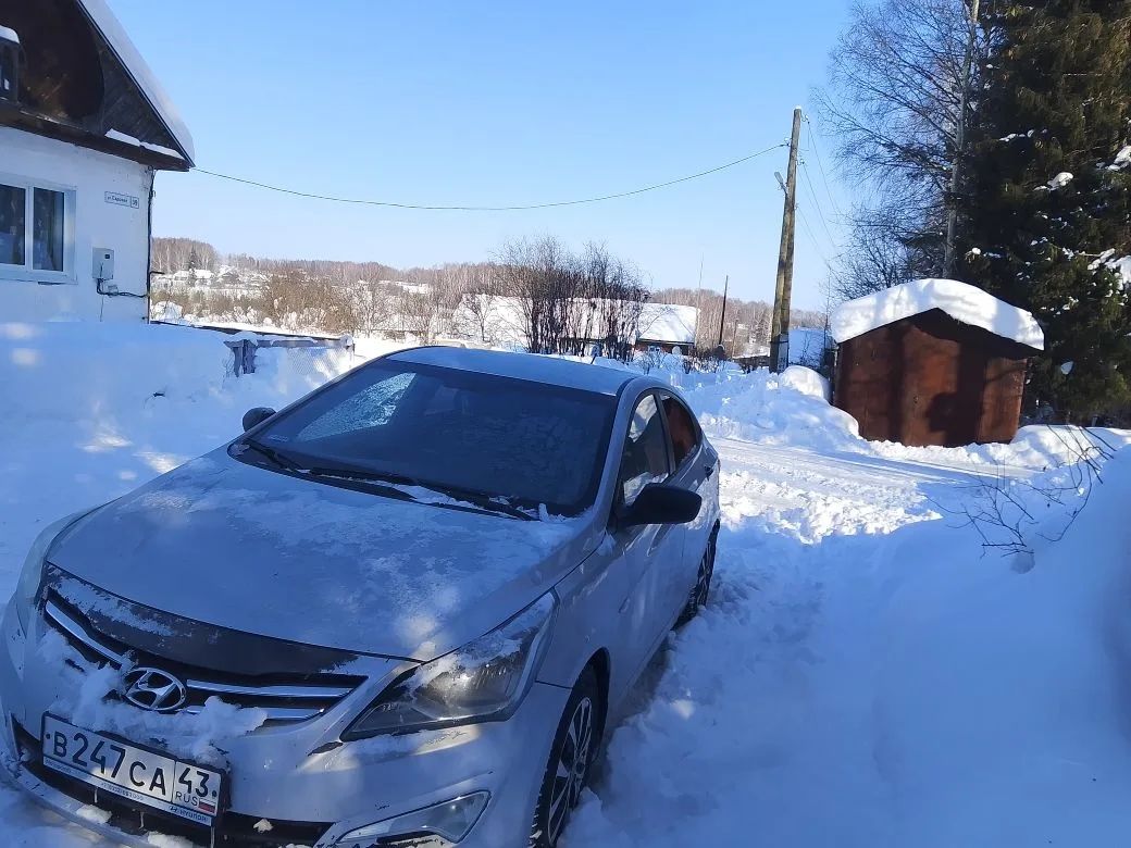 Легковой автомобиль марки HYUNDAI SOLARIS, 2015 г.в., г/н: В247СА43, VIN: Z94CT41CAFR431008, цвет серебристый