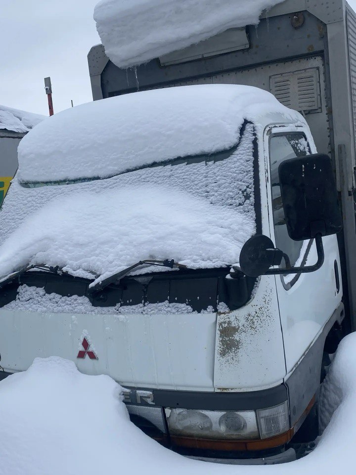 Грузовой автомобиль (фургон) Mitsubishi Canter, 1993 г.в., г/н М996ТМ154, номер шасси (рамы): FE538EV500118, белого цвета (арест, повтор)