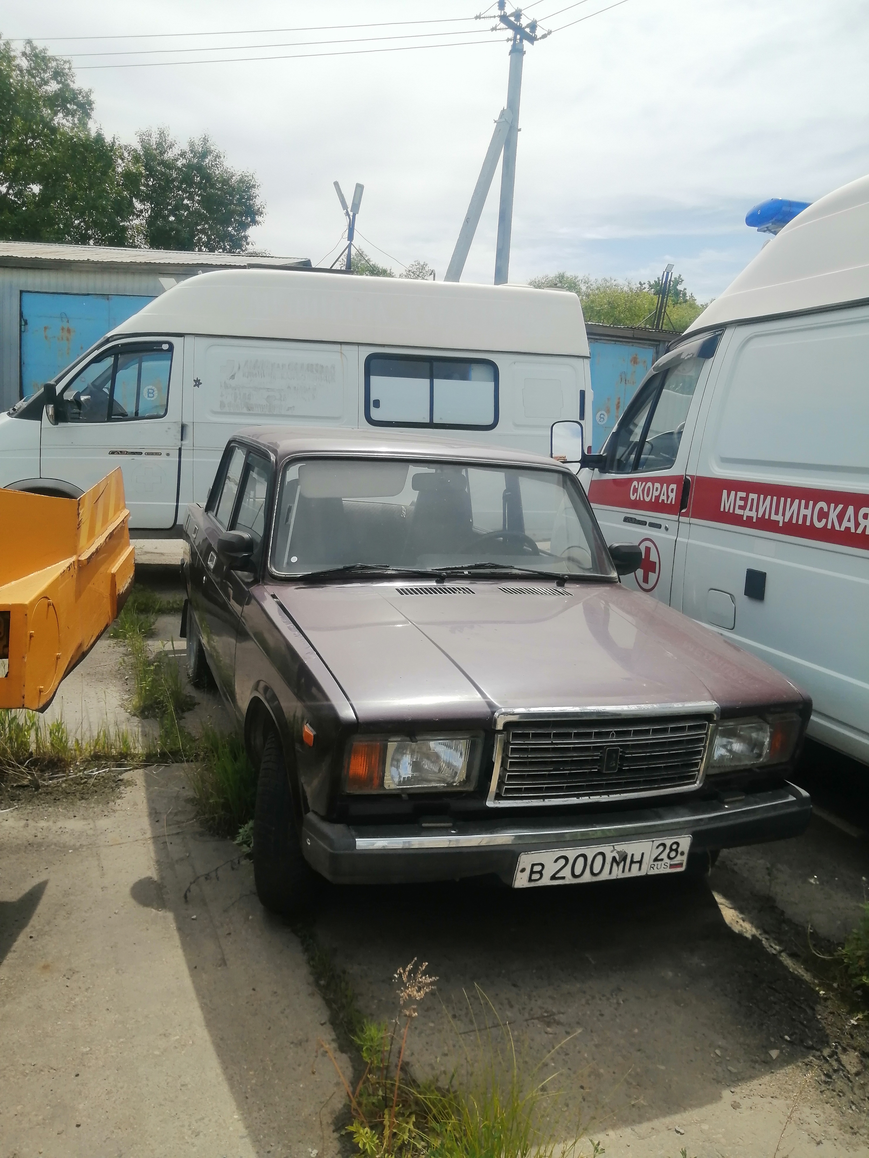 Легковой автомобиль LADA 210740, (VIN) ХТА21074082808880, год выпуска 2008