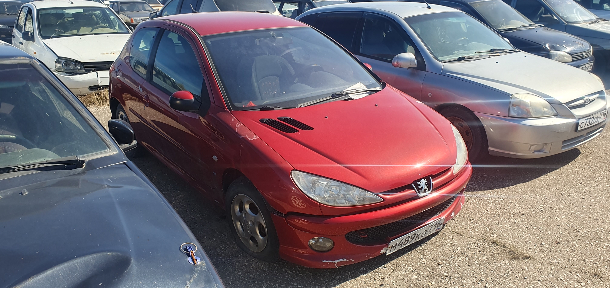 Автомобиль марки PEUGEOT 206 (489)