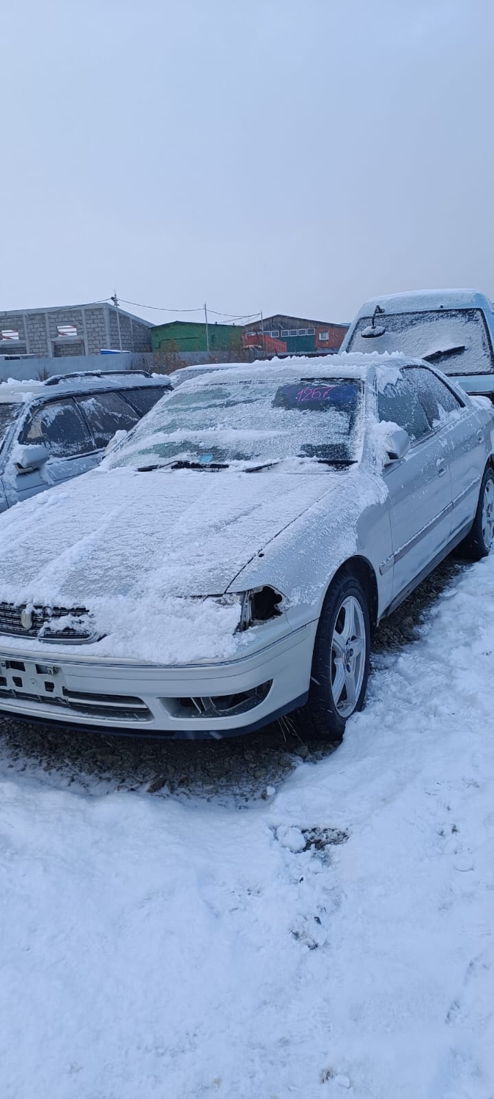 Автомобиль марки “Toyota Mark 2” государственный номер М 249 НУ 65