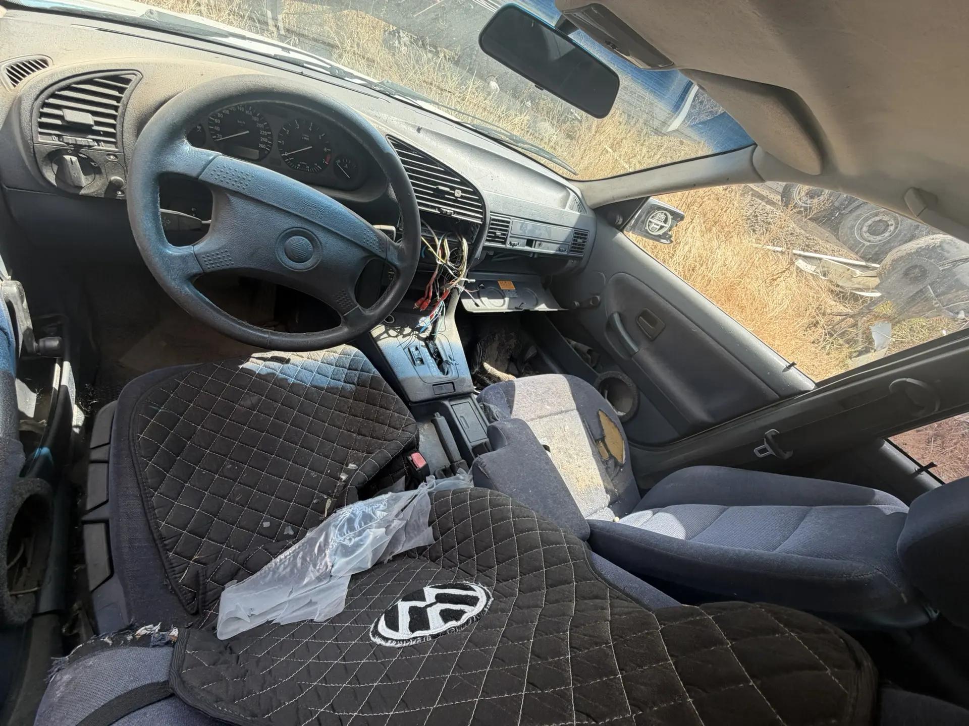 Автомобиль БМВ 320i (годные остатки)