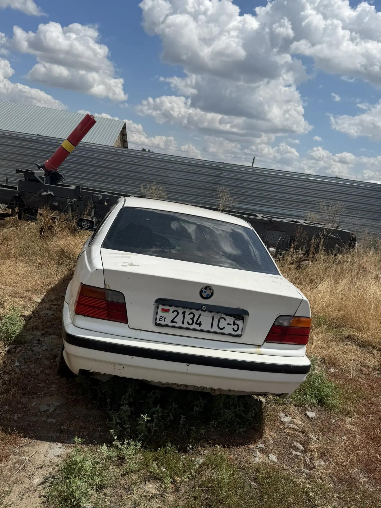 Автомобиль БМВ 320i (годные остатки)