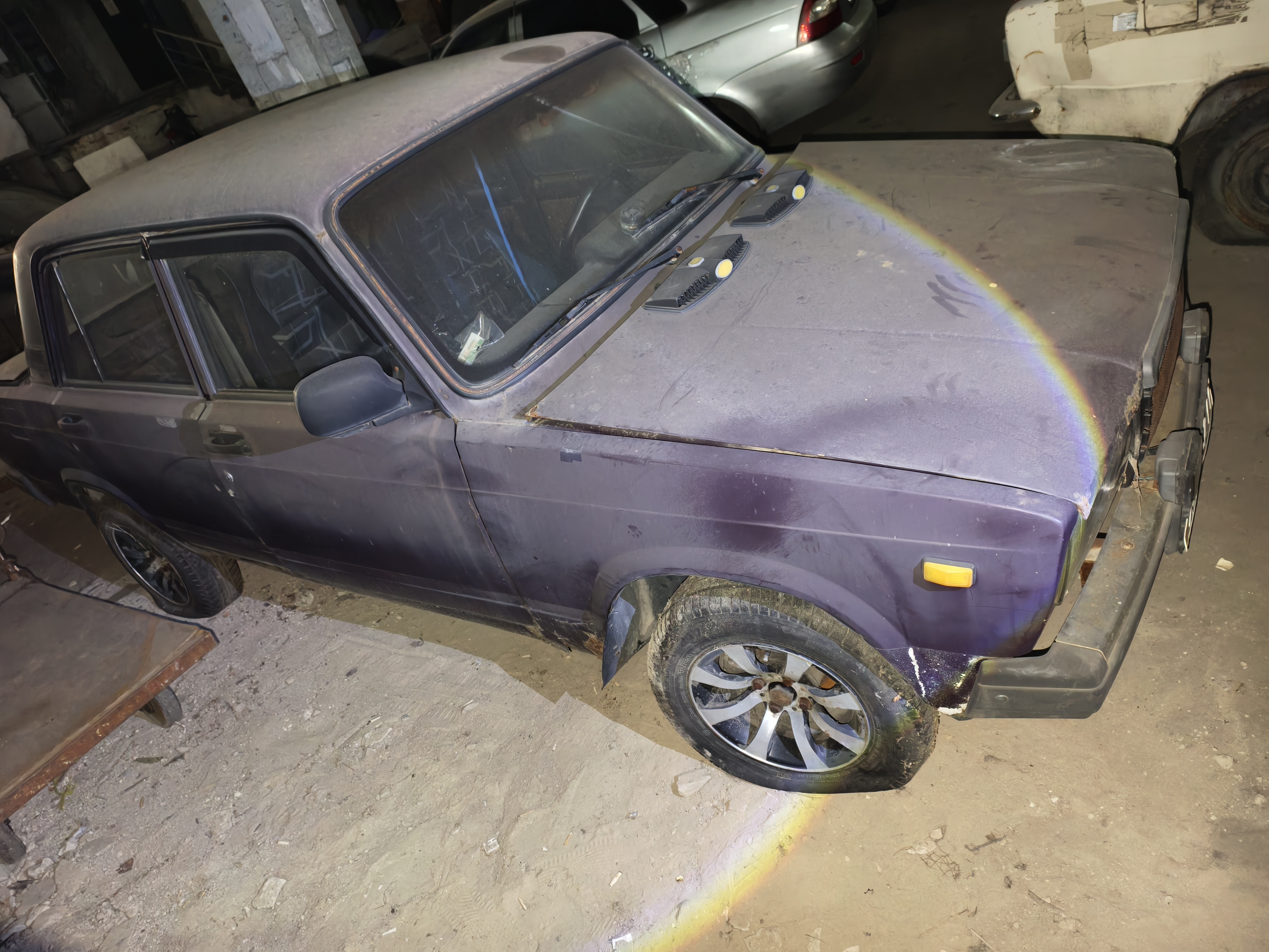 Имущество в качестве годных остатков: Автомобиль «ВАЗ» модель «2107», года выпуска 1997, государственный регистрационный номер «АН 6562 II» VIN: XTA210700V1075686
