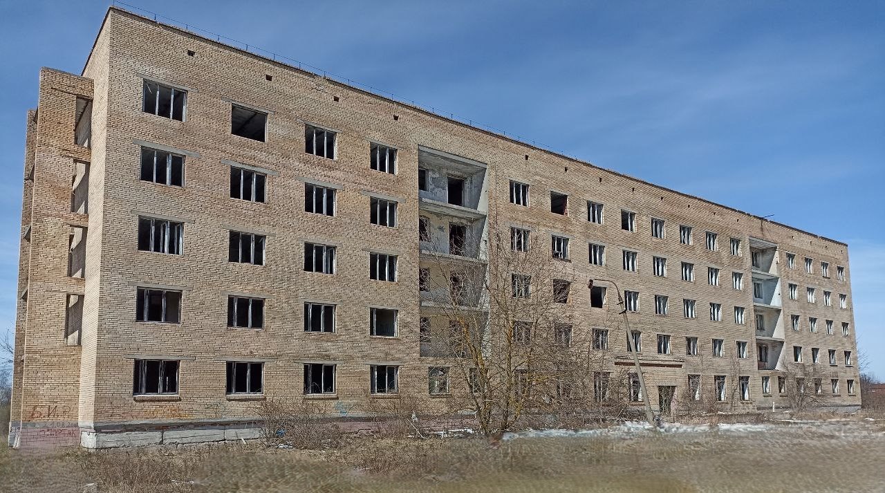 Продажа 2-х нежилых зданий общей площадью 9 535,1 кв.м. с земельным участком 8 623 кв.м. в Орехово-Зуевском г.о.