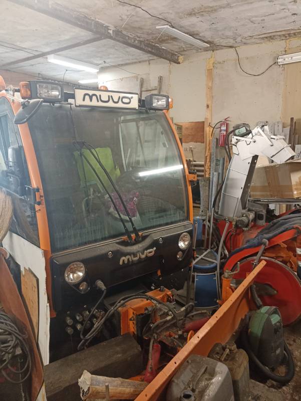 Самоходная коммунальная машина MUVO XM 1.2, VIN V39C000DBHUB7130, год производства 2018