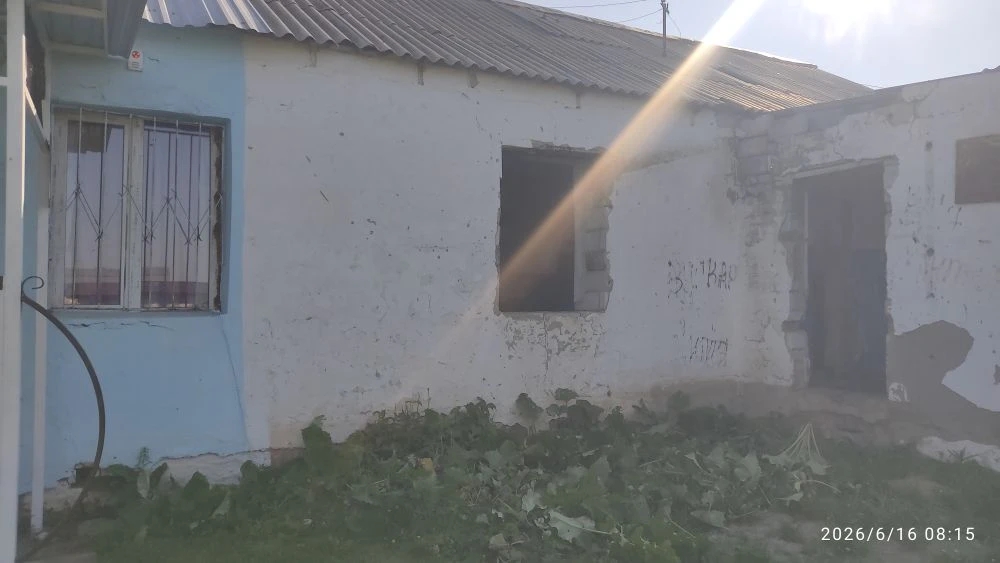 Нежилое помещение, общей площадью 66,9 кв. м., с кадастровым номером 74:01:1104001:580, расположенное по адресу: Челябинская область, Агаповский район, поселок Новоянгелька, ул. Центральная, д.   9, помещение 2, ; с земельным участком, общей площадью 375 кв. м, с кадастровым номером 74:01:1104001:1037, расположенным по адресу: Челябинская область, Агаповский район п. Новоянгелька ул. Центральная д. 9 квартира 2