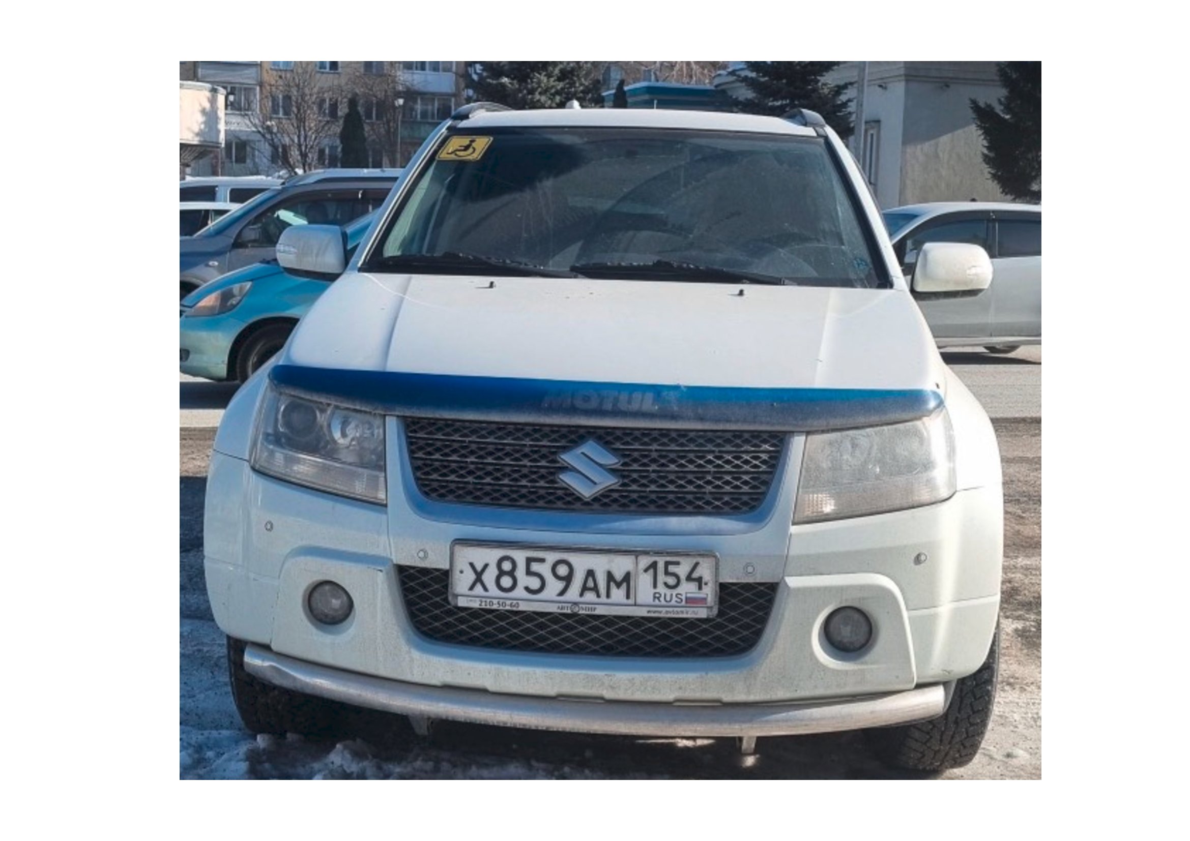 Легковой автомобиль Suzuki Grand Vitara, 2011 г.в., г/н Х859АМ154, VIN: JSAJTD54V00619758, цвет белый (арест)