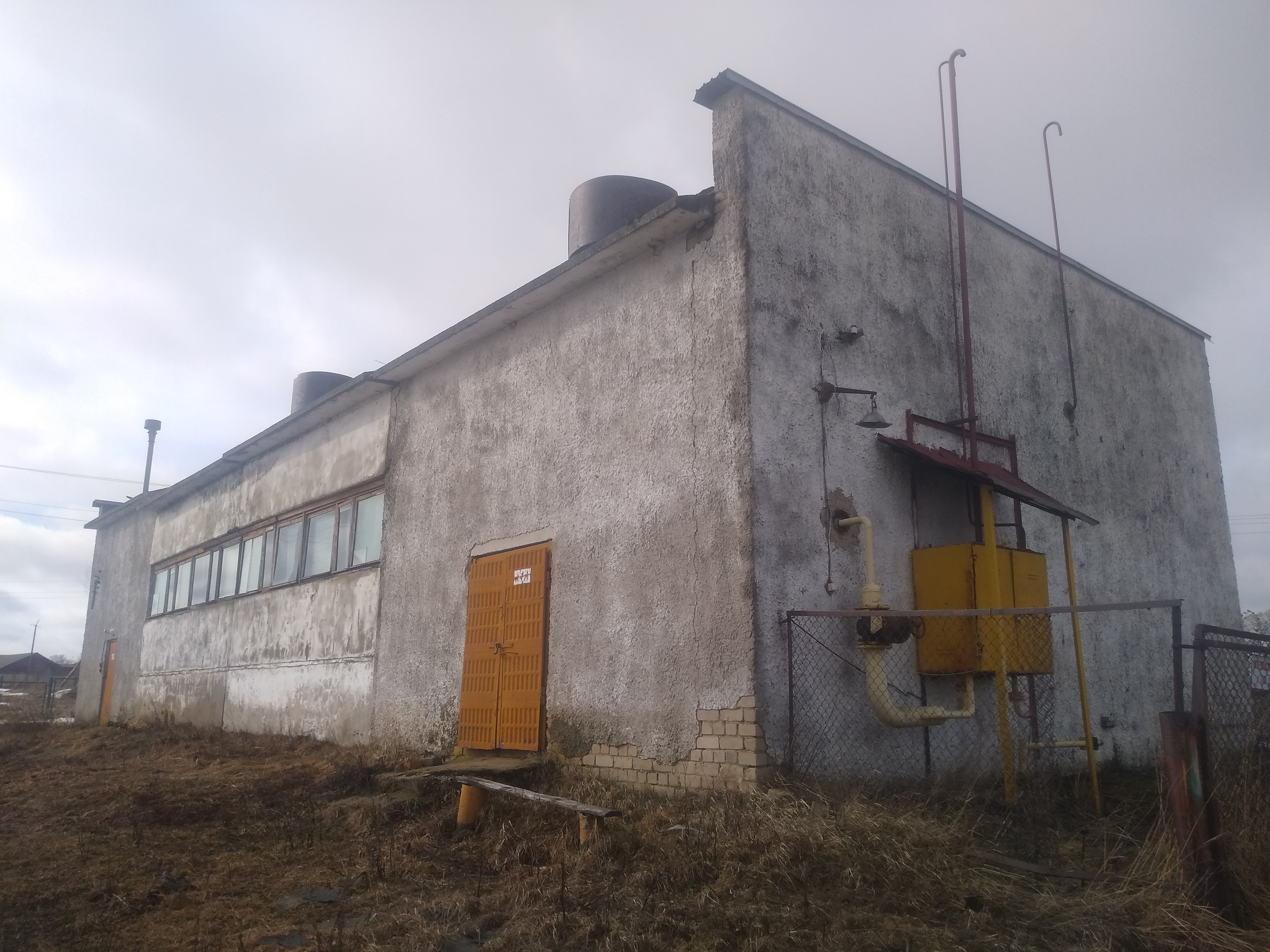 Нежилое здание