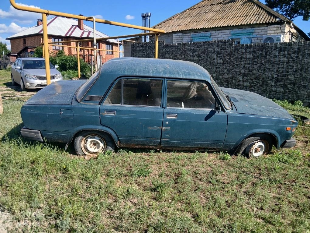 Транспортное средство LADA 210740