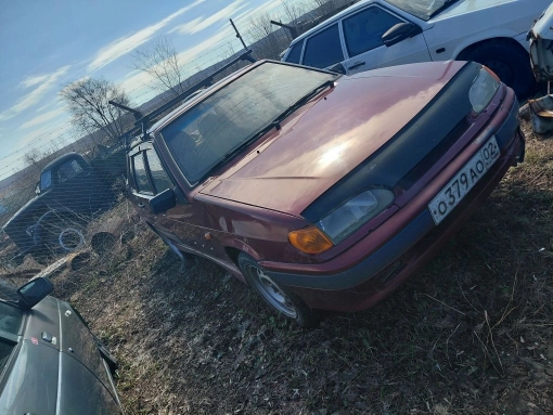 Автомобиль марки LADA 21150 (379)
