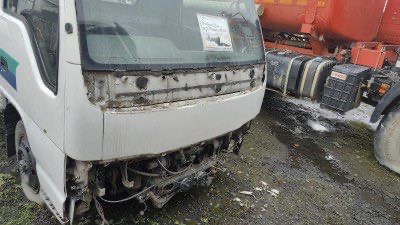 Автомобиль марки Isuzu elf г/н Р536СЕ27, по карточке тс № шасси (рамы) NHS69E7406026,цвет белый