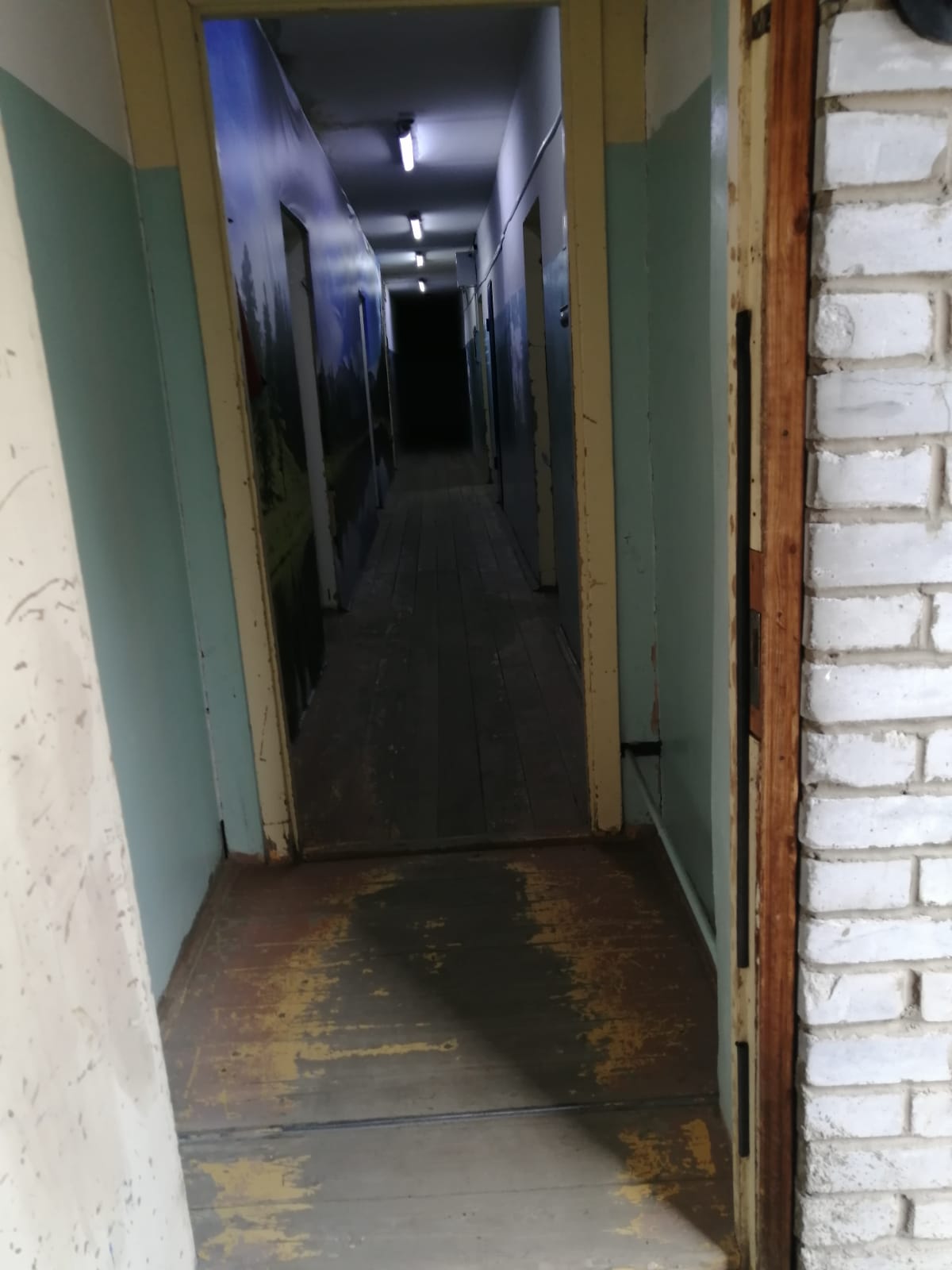 Помещение площадью 109,20 кв.м. адрес (местонахождение) объекта: Иркутская область, г.Усть-Илимск, ул.Декабристов, 10/4