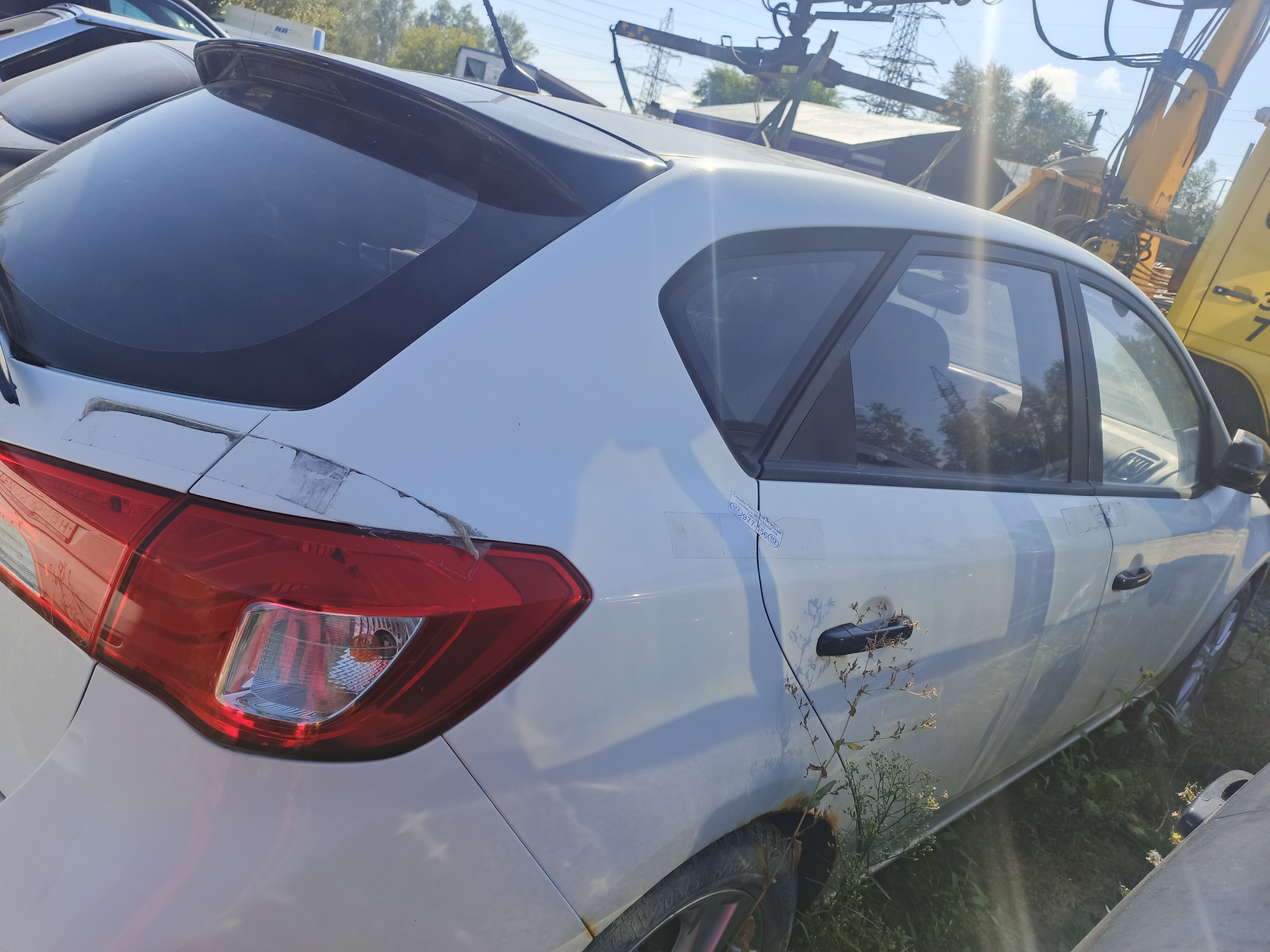 Автомобиль KIA Forte г.р.з. Х 935 КР 72 KNAFW515BBA333755 ТС обременено ЗАЛОГОМ (ЛИЗИНГ), который остается на имуществе, согласно ГК РФ (покупатель оплачивает залог самостоятельно). ТС имеет ограничения ФССП на регистрационные действия (ключи и документы отсутствуют, техническое состояние не проверялось, пробег не известен). Имущество продается в том виде, в каком оно есть, в случае продажи возврату/обмену не подлежит. За скрытые дефекты имущества Продавец ответственности не несет.