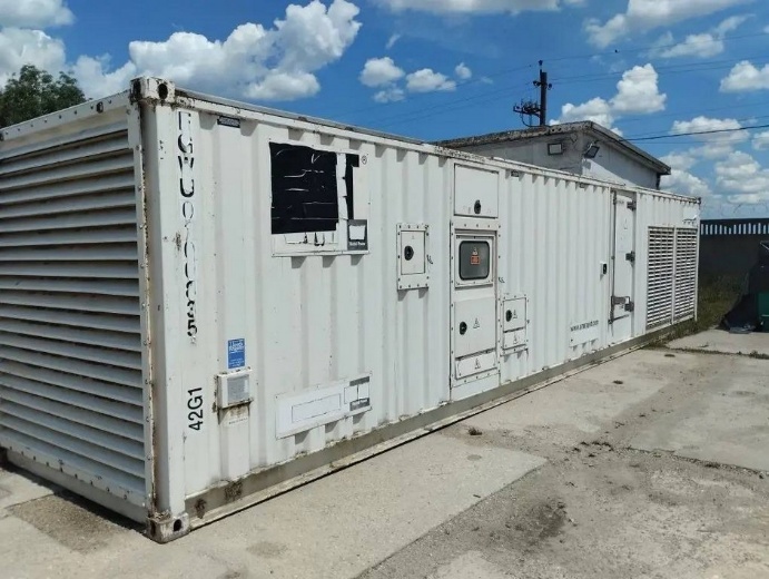 аренда дизель - генератора Caterpillar XQ200E, модель № 2250, FGWU0100835, CAT00000H8NW01089, 1824,8 кВт, дизель - генератора Cummins C 1100 D5, J11K266057, 37250518, 0280983/005, 800 кВт, расположенных по адресу: Республика Крым, р-н Красногвардейский, пгт Красногвардейское, ул. Полевая, д.7, начальной минимальной стоимостью 54 191 (пятьдесят четыре тысячи сто девяносто один) рубль 19 копеек арендной платы в месяц (без учета НДС), сроком на 11 (одиннадцать) месяцев