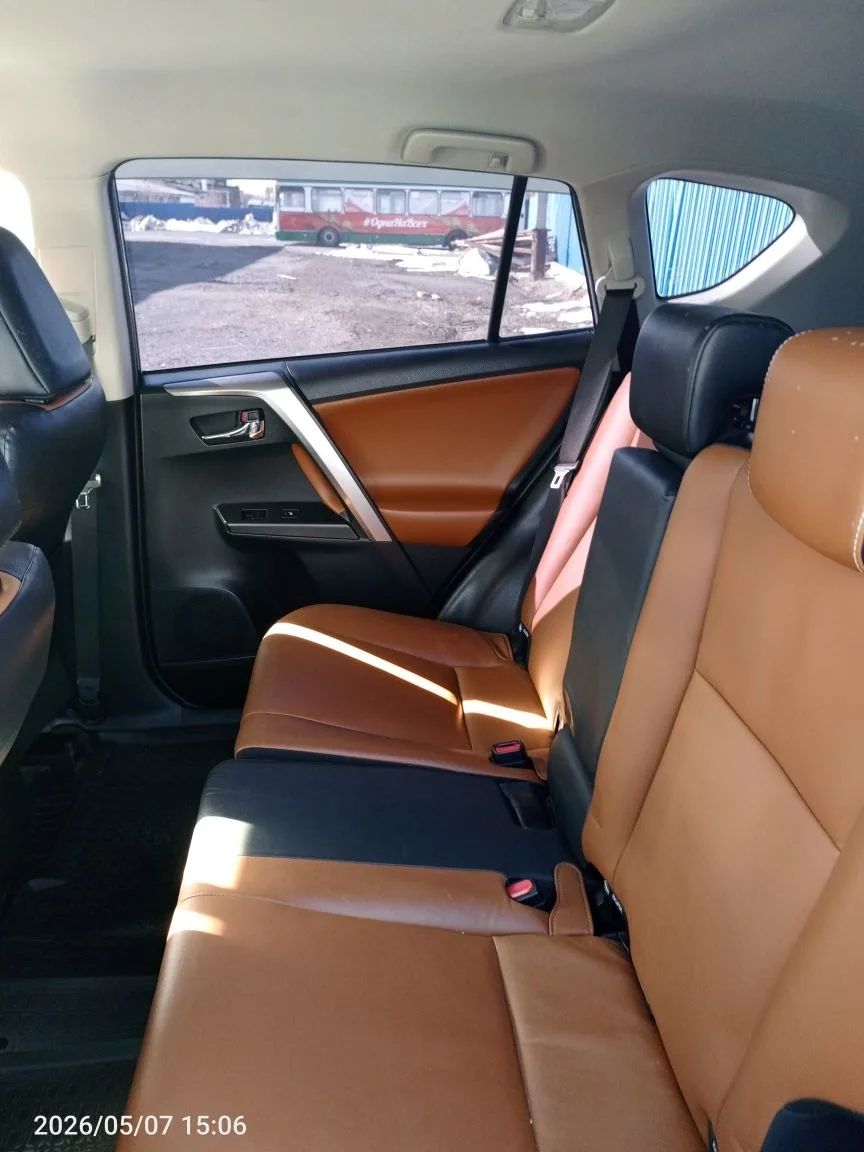 Автомобиль"Toyota Rav4, г.р.з. Т174ХЕ55, идентификационный номер (VIN) XW7DFREV1OS005715 ТС обременено ЗАЛОГОМ, который остается на имуществе, согласно ГК РФ. (ключи отсутствуют, техническое состояние не проверялось, пробег не известен). Имущество продается в том виде, в каком оно есть, в случае продажи возврату/обмену не подлежит. За скрытые дефекты имущества Продавец ответственности не несет.