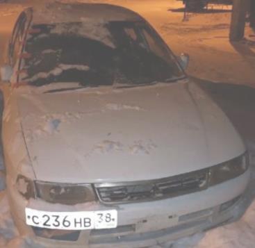 Автомобиль марки "Мицубиси Мираж", гос. номер С236НВ 38