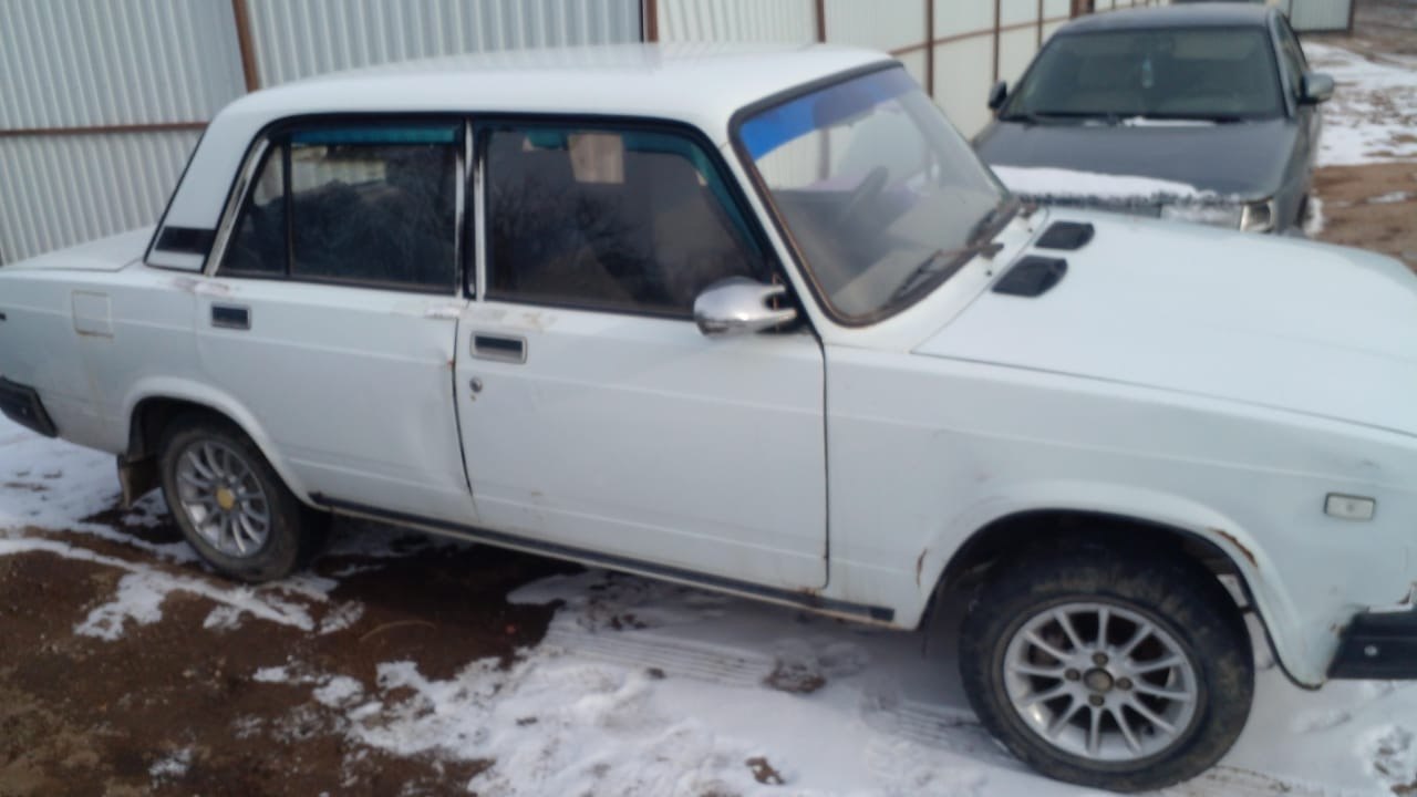 А/м ВАЗ 21074, г/н В822КК30, 2003 г/в, VIN XTA21074031786756. 1 шт.