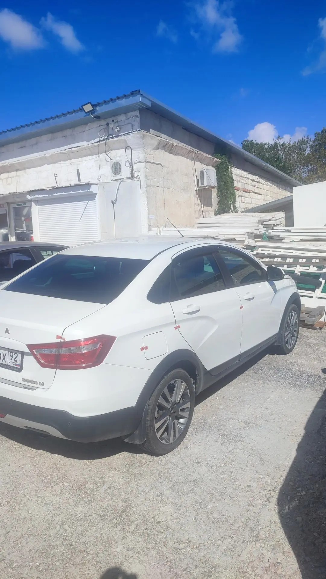 LADA, GFL 320 LADA VESTA